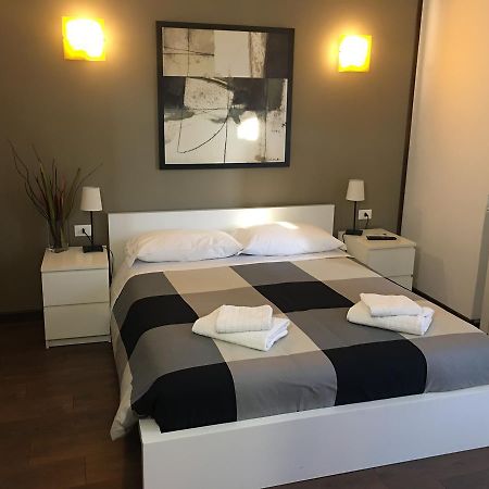 Almi Rooms Ρώμη Εξωτερικό φωτογραφία